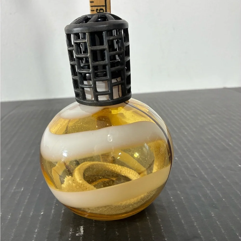 Artistic Glass Fragrance Diffuser Amber Swirl